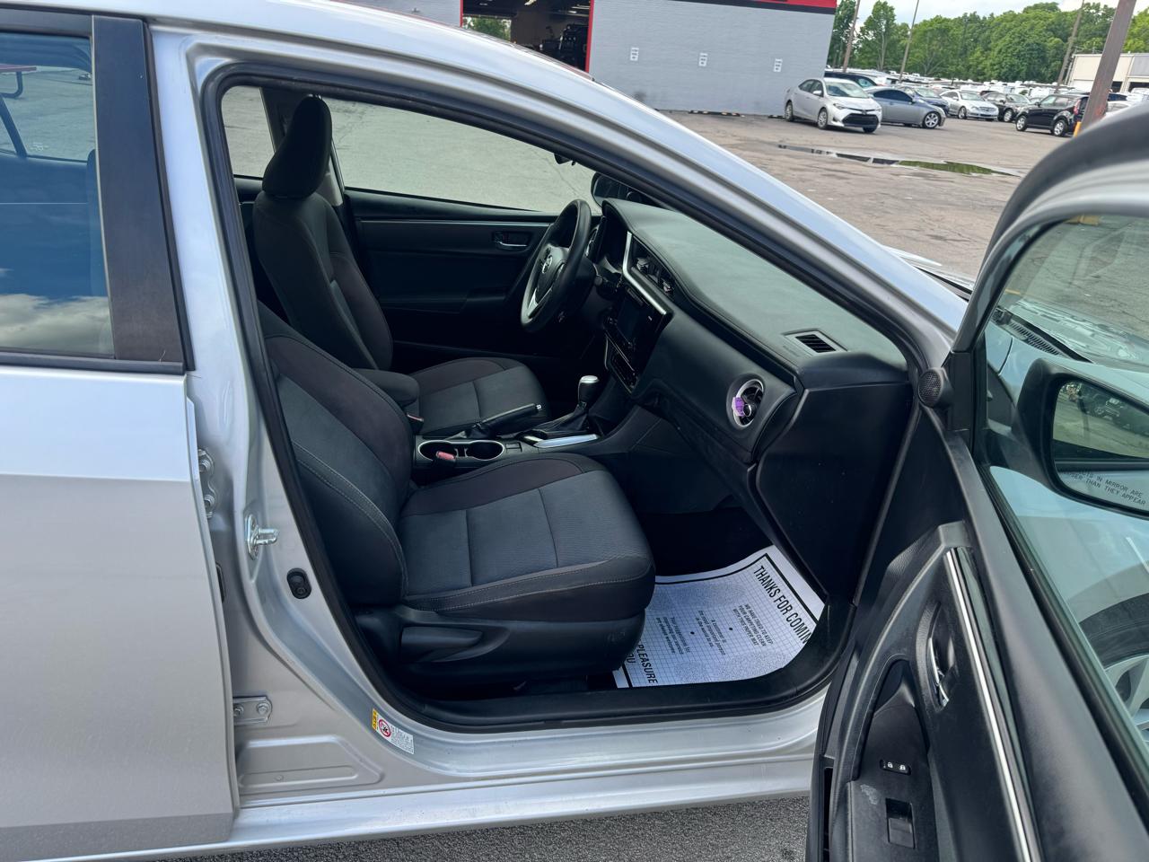 Toyota Corolla 50th Anniversary Special Edition CVT (Natl) 2017