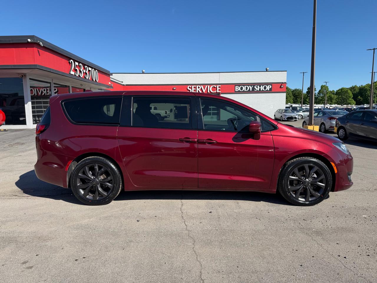 Chrysler Pacifica  2018