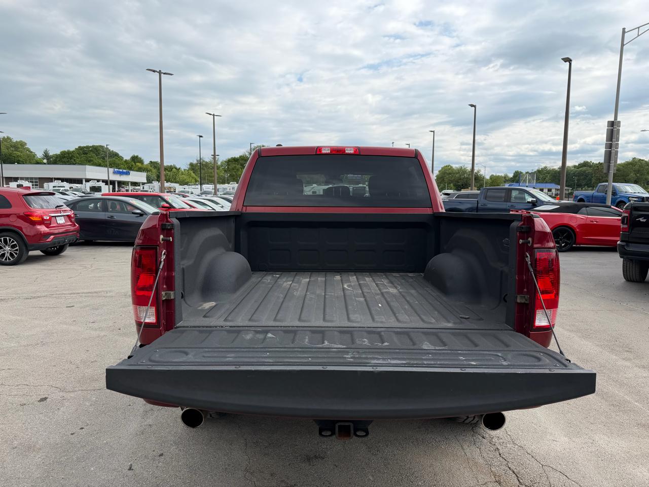 RAM 1500 4WD Crew Cab 140.5" Express 2013