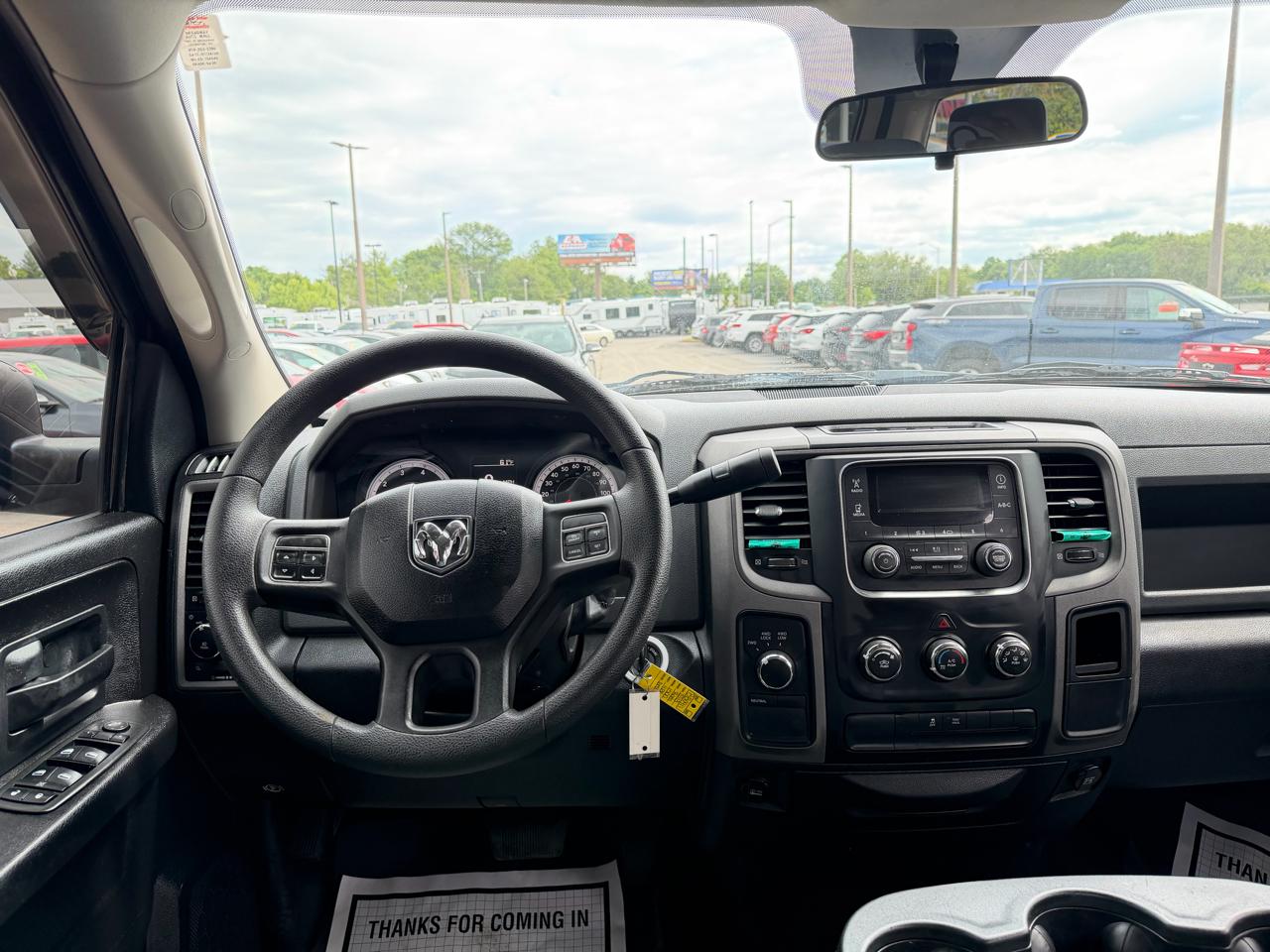 RAM 1500 4WD Crew Cab 140.5" Express 2013