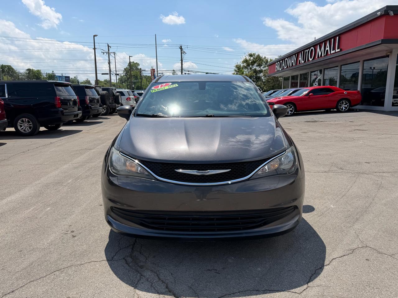 Chrysler Pacifica Touring 2017