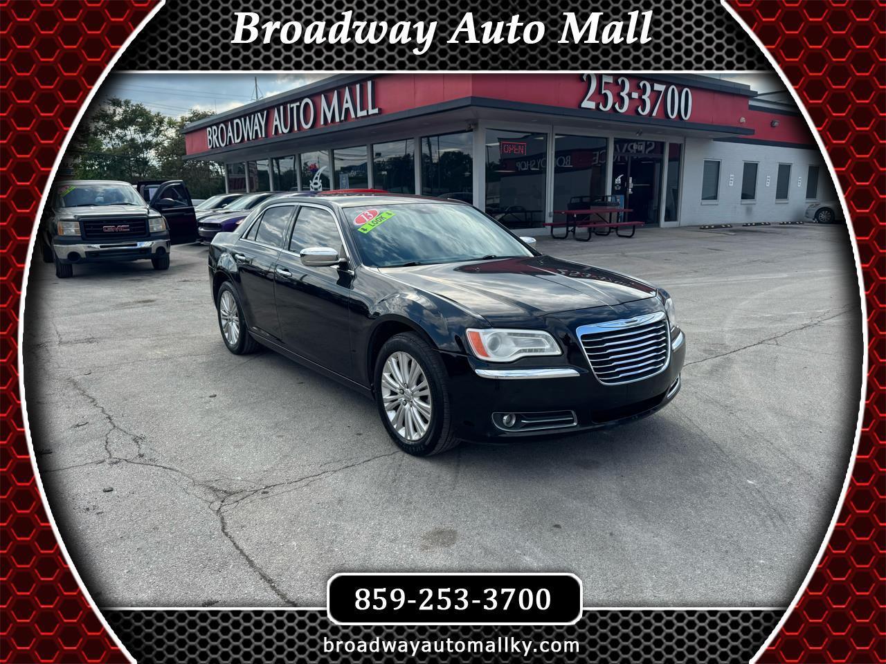 Chrysler 300 4dr Sdn 300C AWD 2013