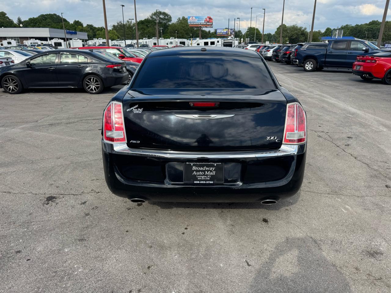 Chrysler 300 4dr Sdn 300C AWD 2013