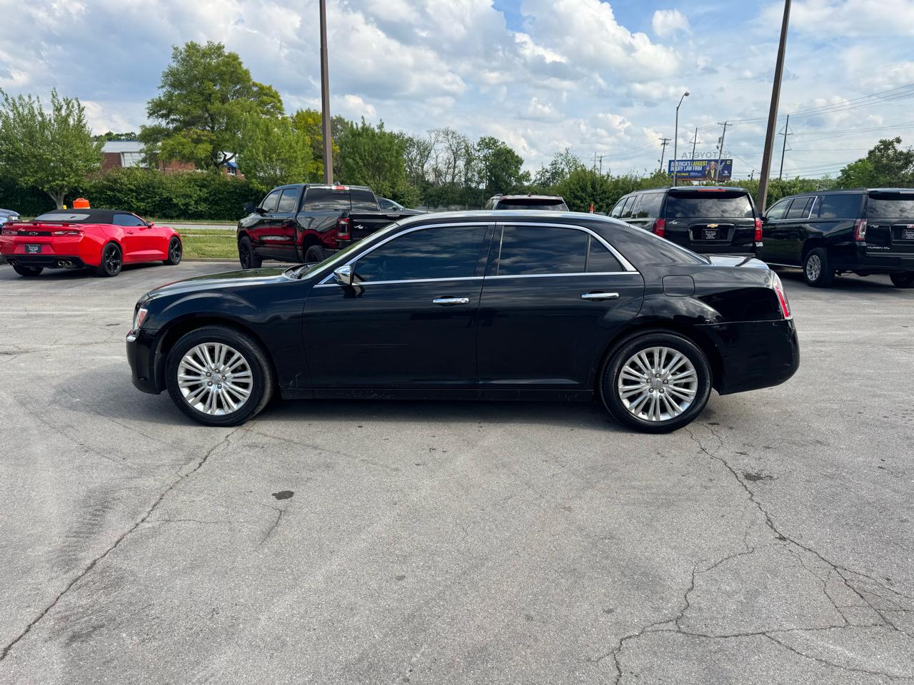 Chrysler 300 4dr Sdn 300C AWD 2013