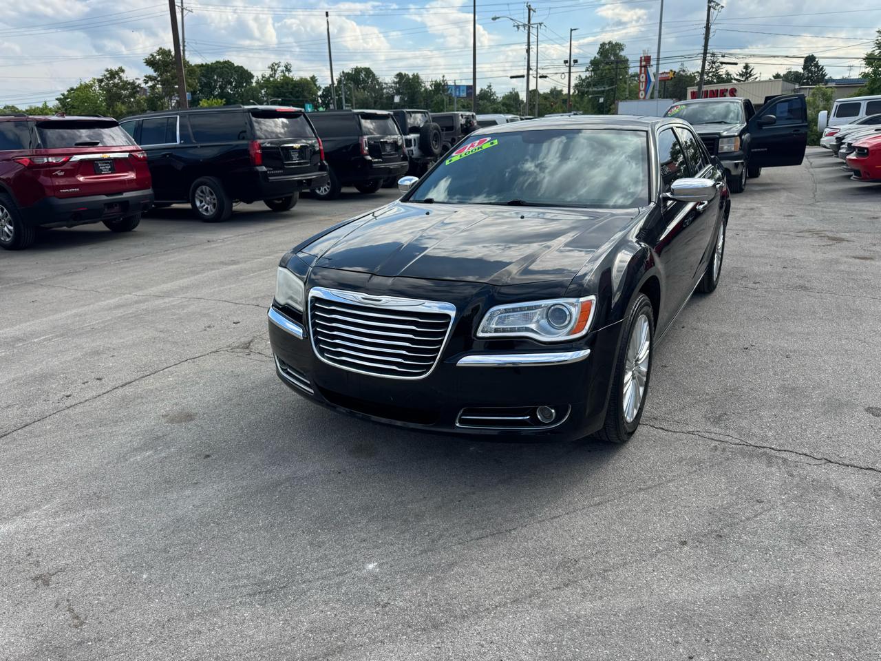 Chrysler 300 4dr Sdn 300C AWD 2013