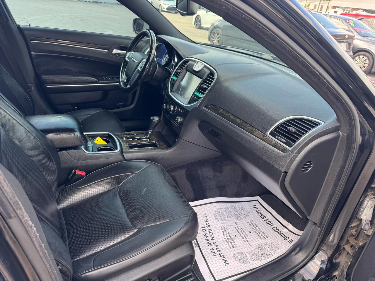 Chrysler 300 4dr Sdn 300C AWD 2013