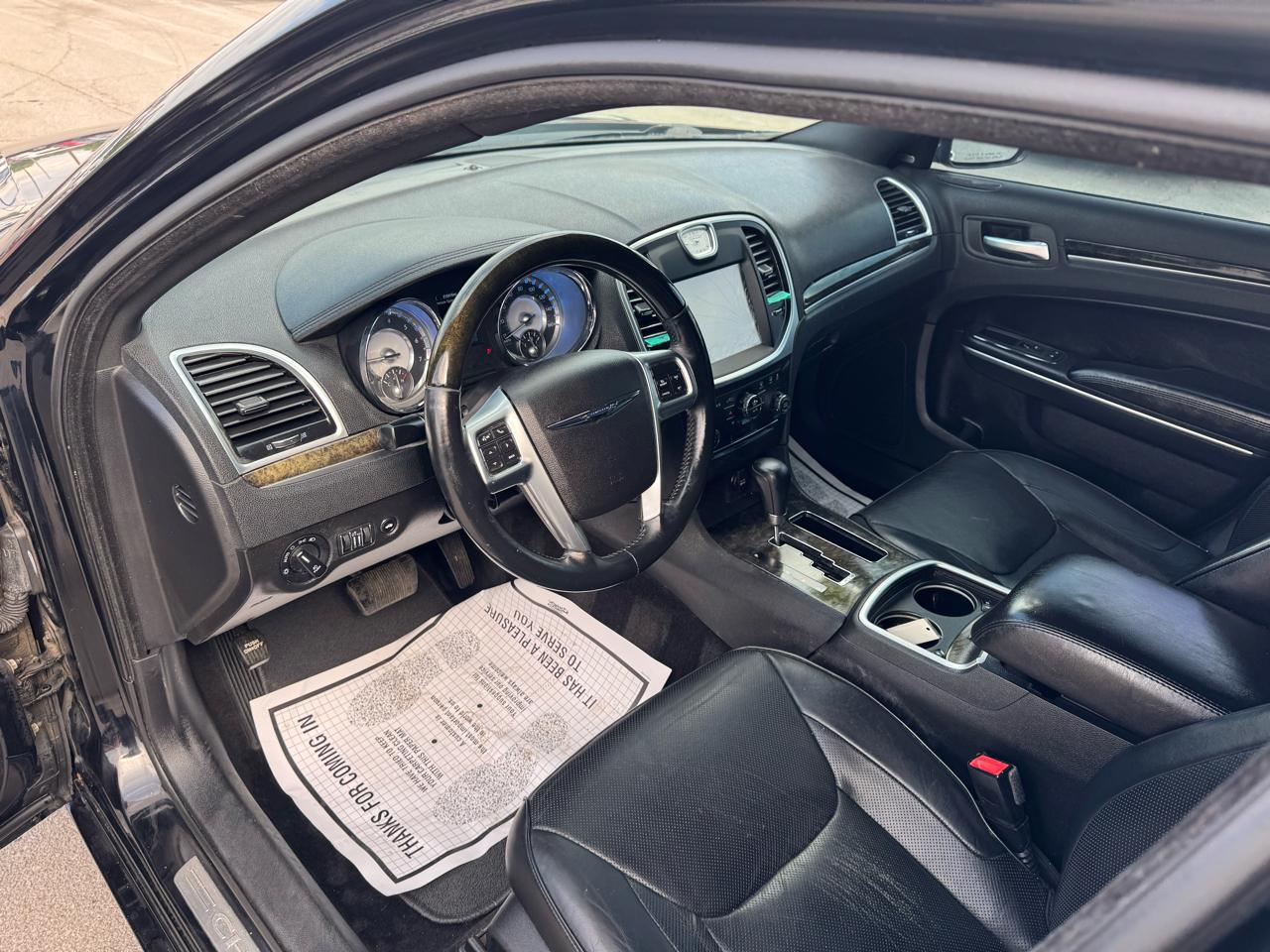 Chrysler 300 4dr Sdn 300C AWD 2013