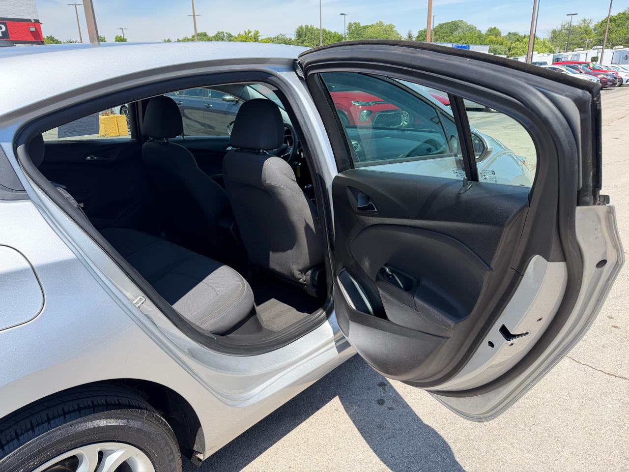 Chevrolet Cruze LS 2019