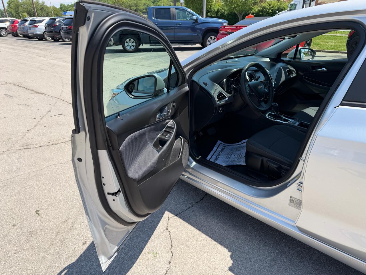 Chevrolet Cruze LS 2019