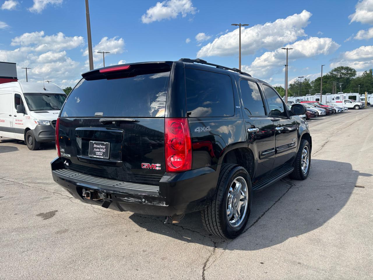 GMC Yukon 4WD 4dr 1500 SLT 2007