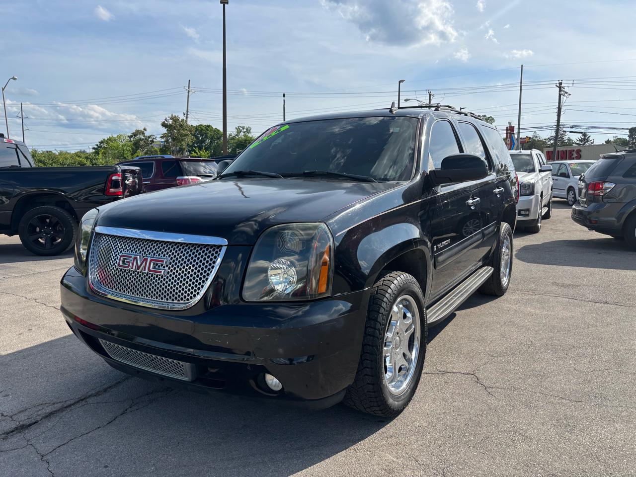 GMC Yukon 4WD 4dr 1500 SLT 2007