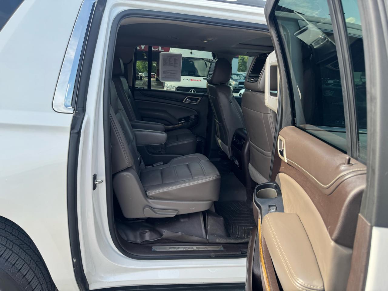 GMC Yukon XL 4WD 4dr Denali 2017