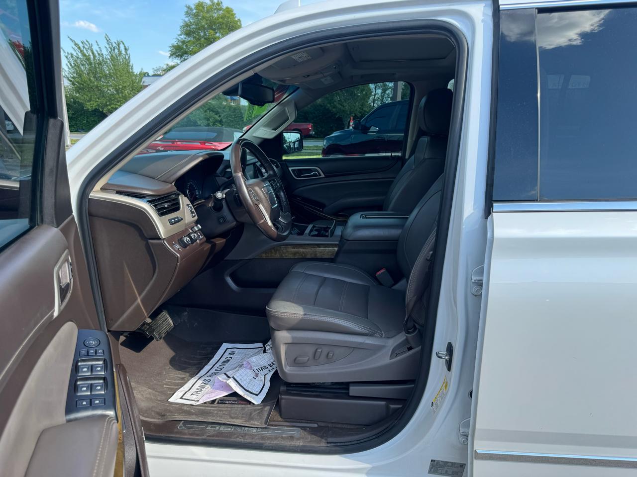 GMC Yukon XL 4WD 4dr Denali 2017