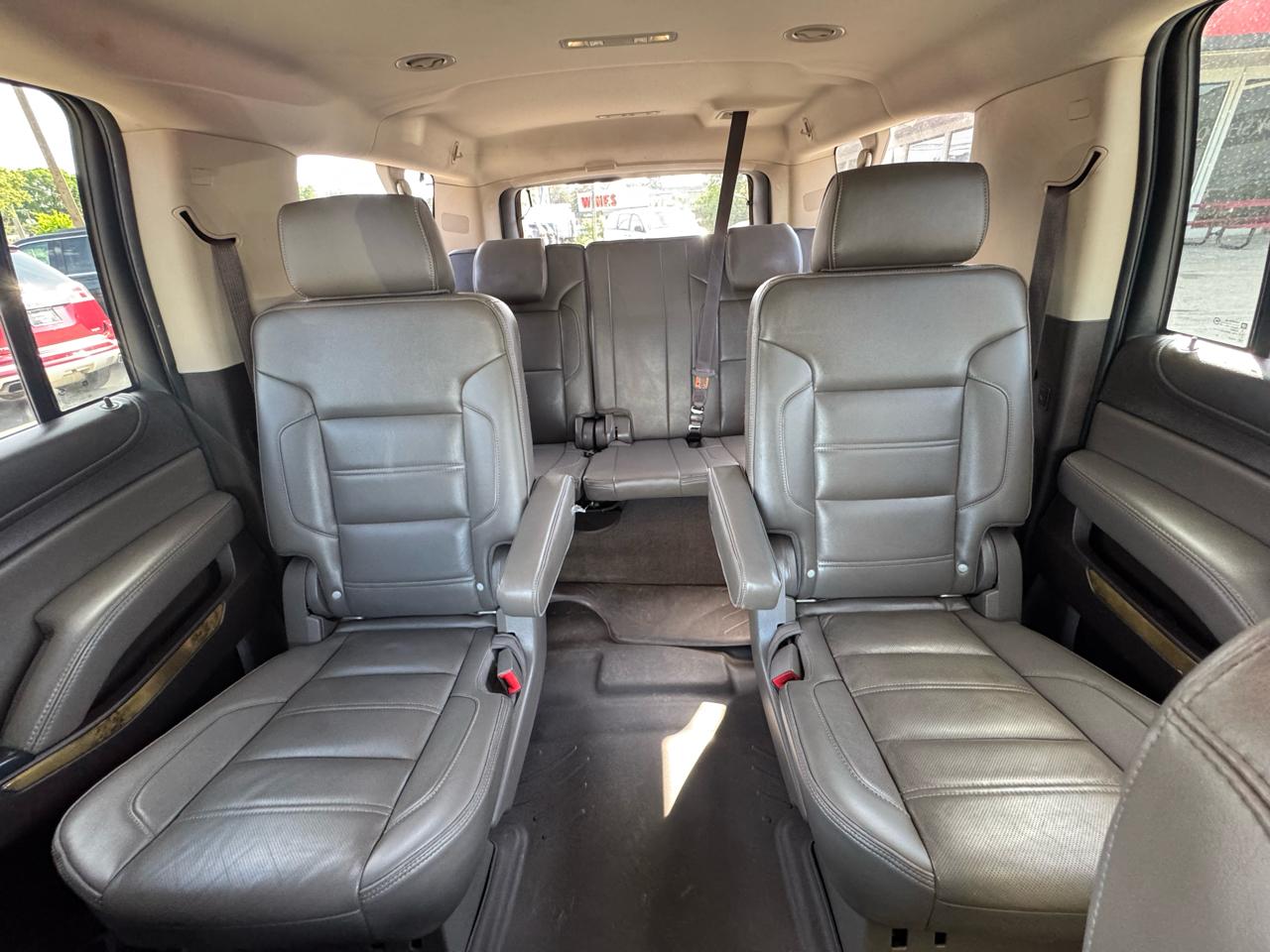GMC Yukon XL 4WD 4dr Denali 2017