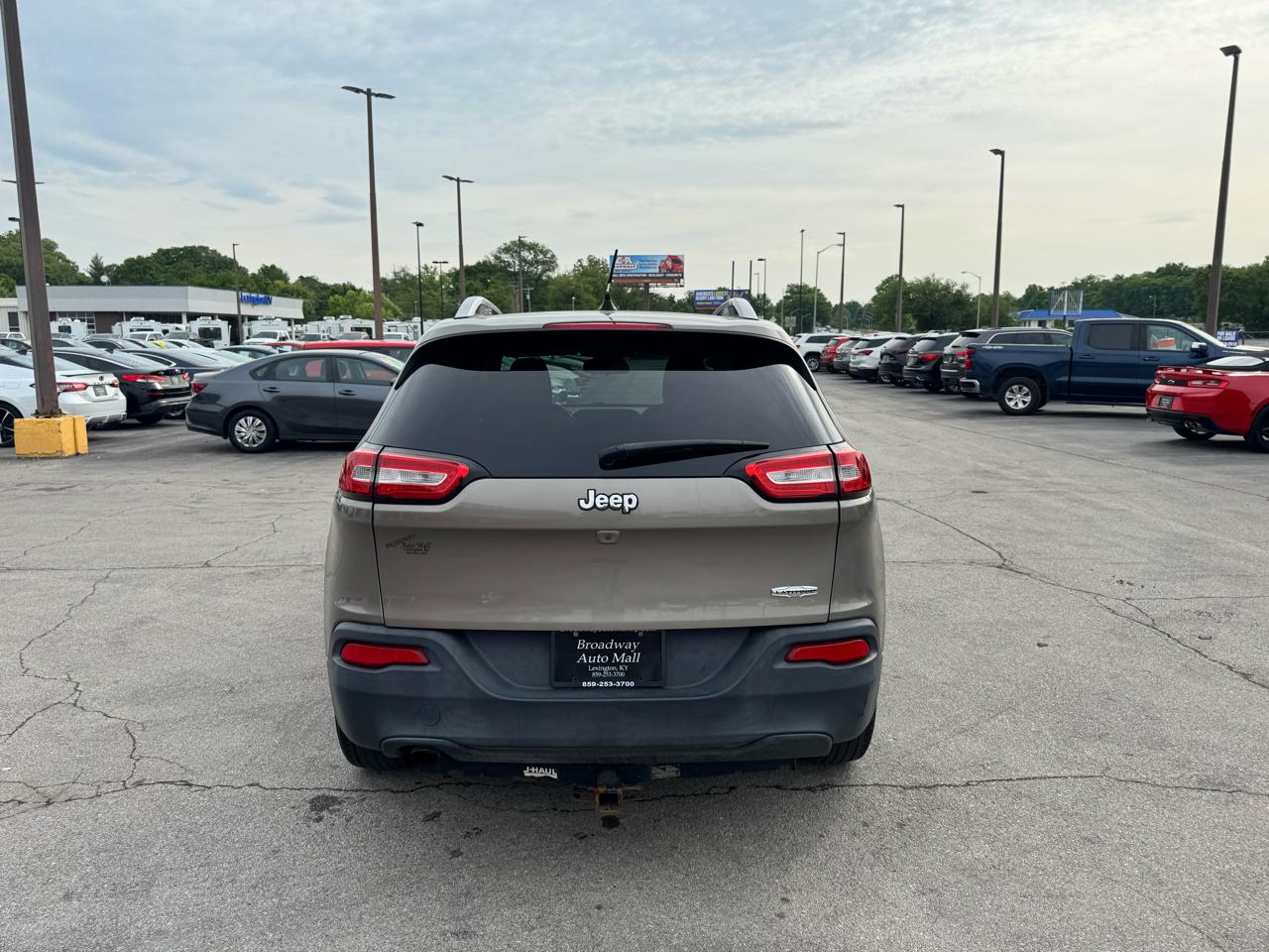 Jeep Cherokee Latitude FWD 2017