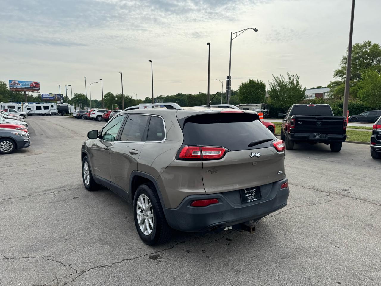 Jeep Cherokee Latitude FWD 2017