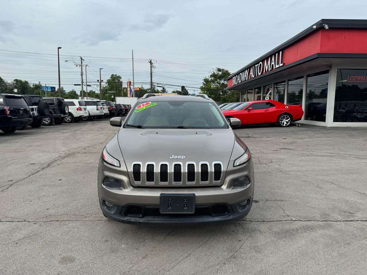 Jeep Cherokee Latitude FWD 2017