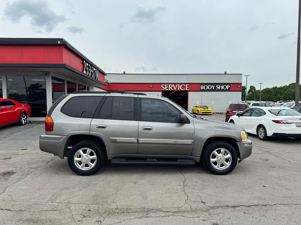 GMC Envoy 4dr 4WD SLT 2005
