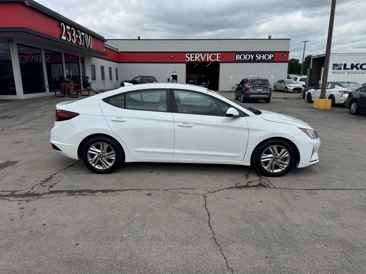 Hyundai Elantra SEL IVT 2020