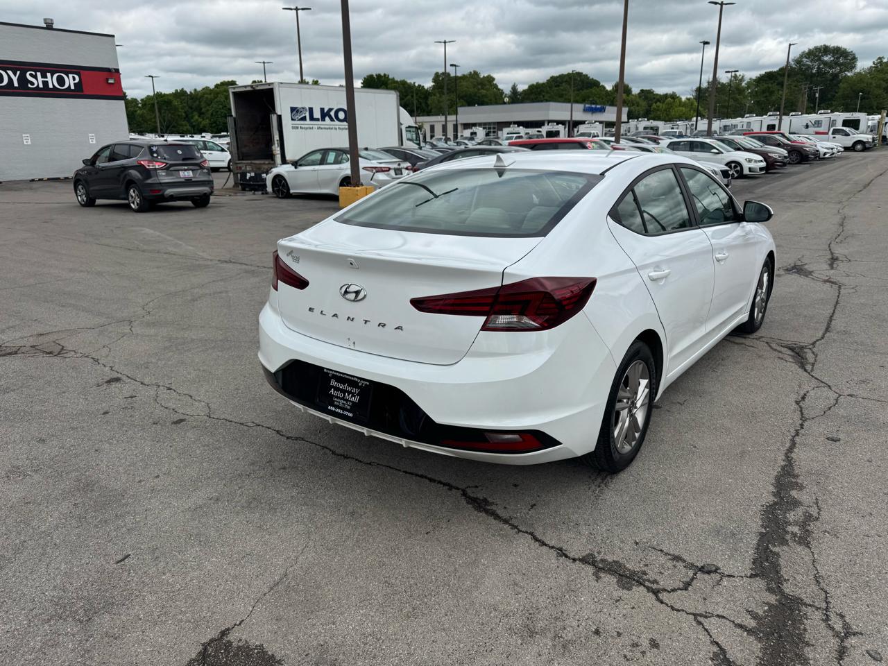 Hyundai Elantra SEL IVT 2020