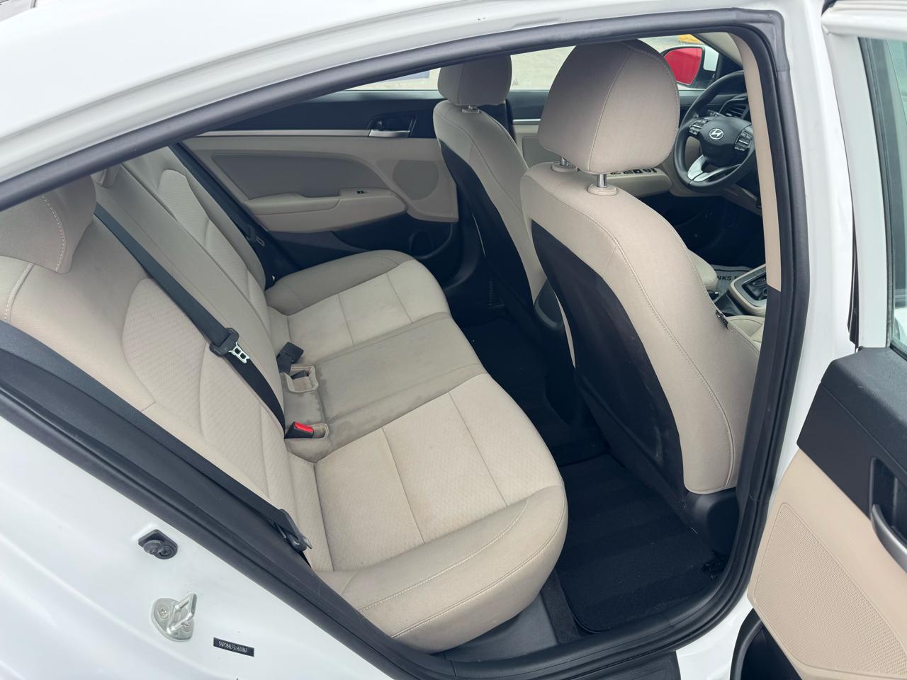 Hyundai Elantra SEL IVT 2020