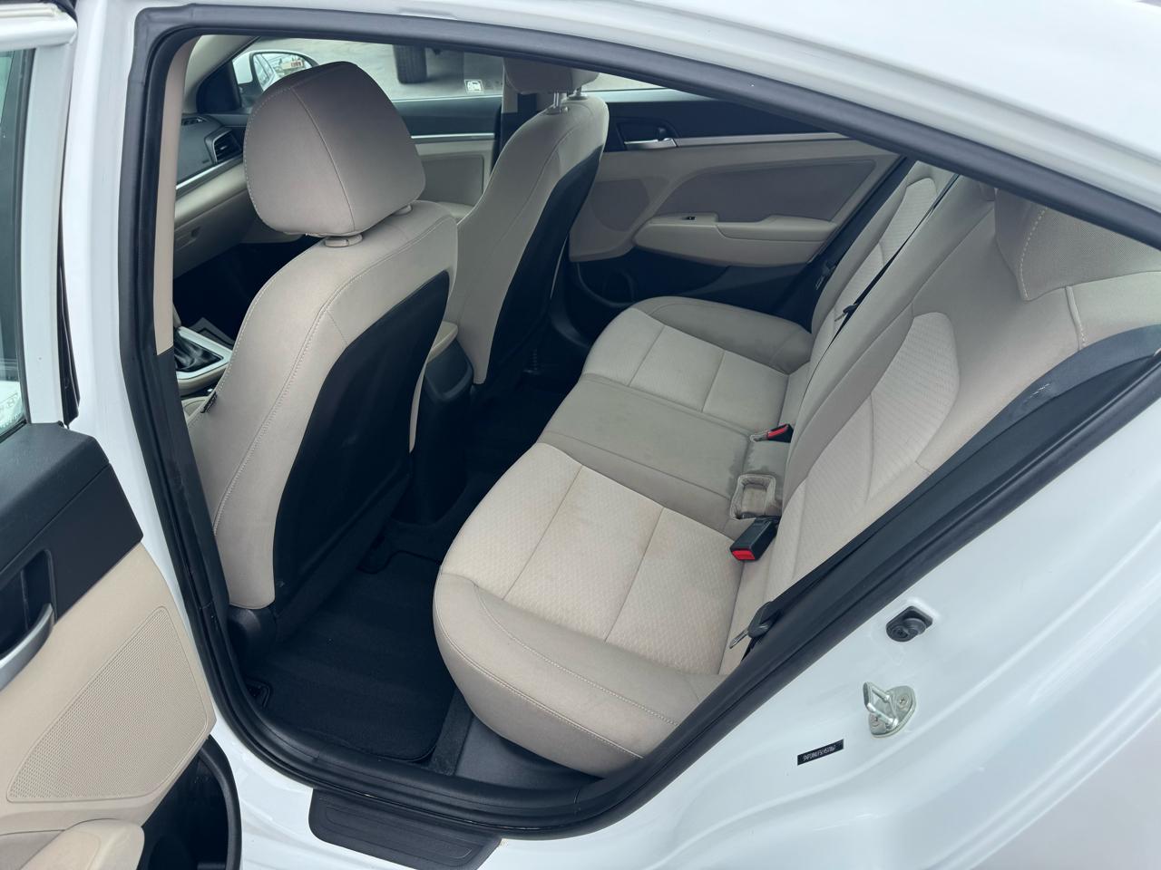 Hyundai Elantra SEL IVT 2020