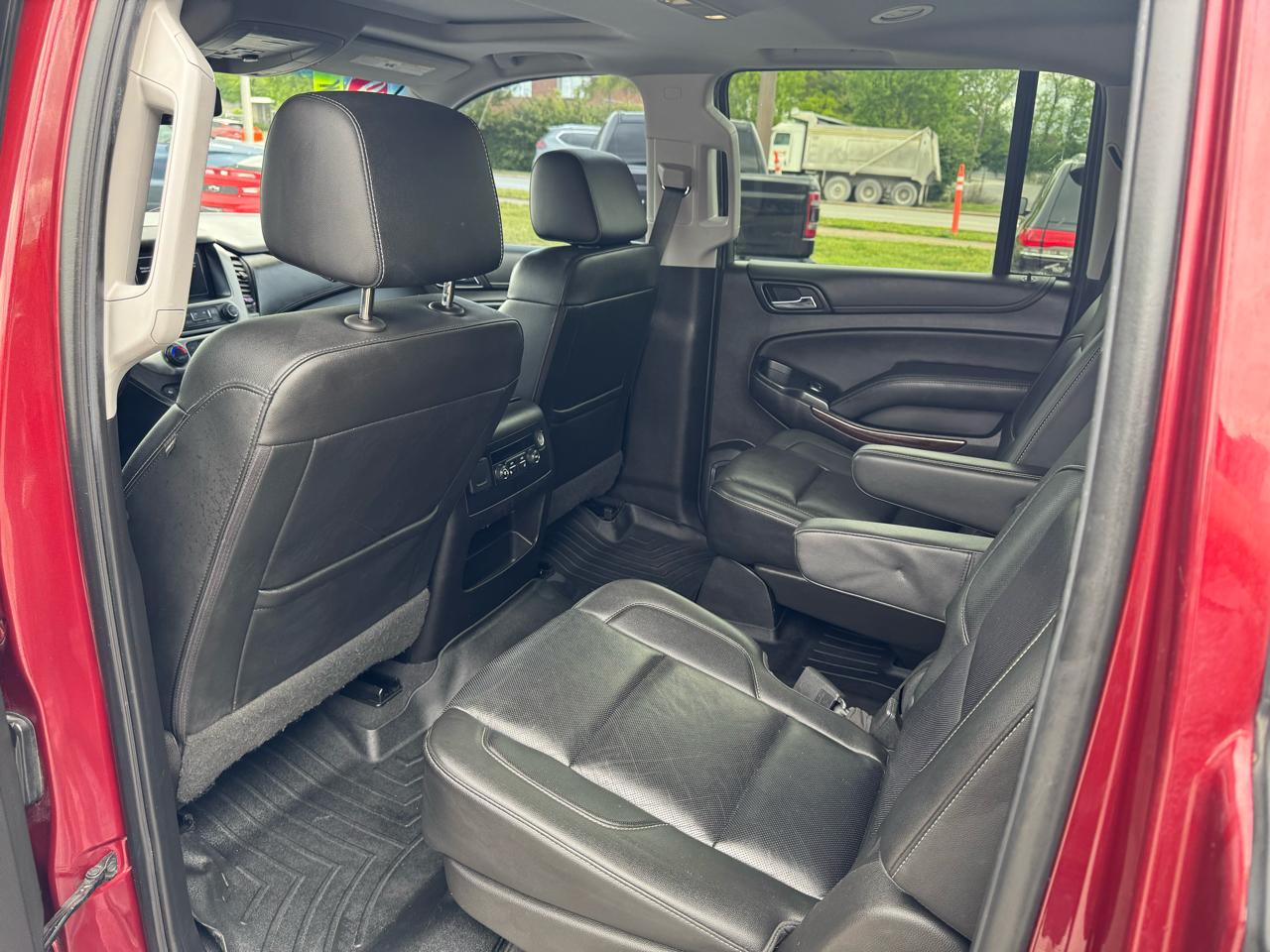 GMC Yukon XL 4WD 4dr SLT 2019
