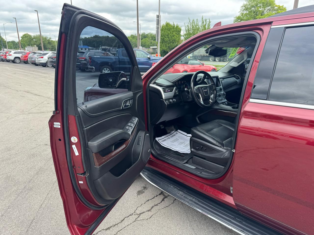 GMC Yukon XL 4WD 4dr SLT 2019