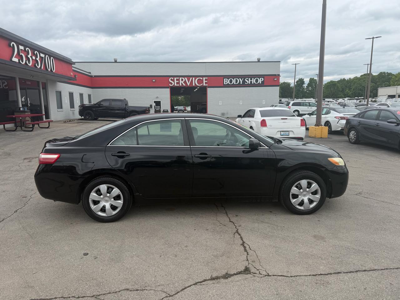 Toyota Camry 2014.5 4dr Sdn I4 Auto LE (Natl) 2009