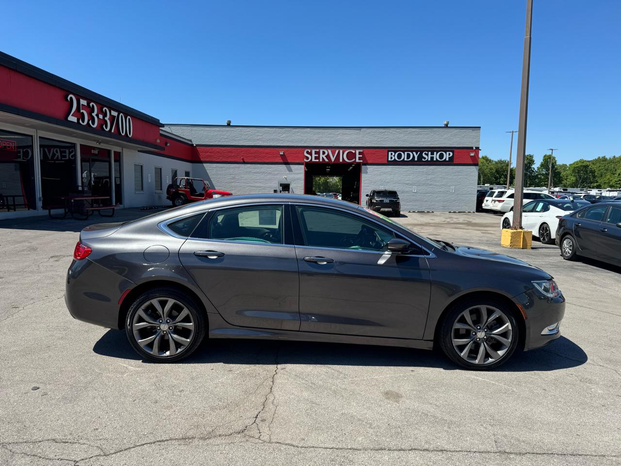 Chrysler 200 4dr Sdn C FWD 2015