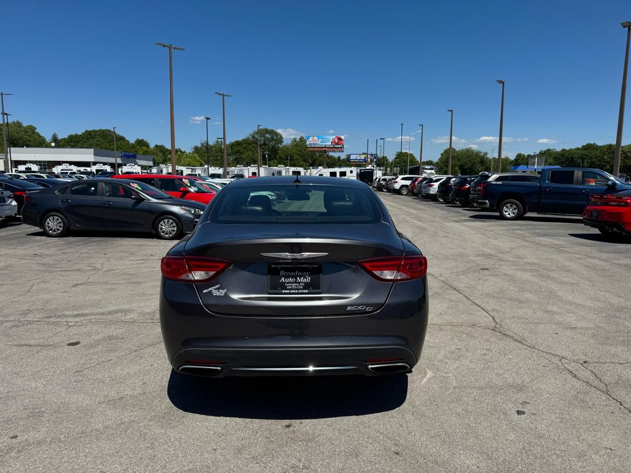 Chrysler 200 4dr Sdn C FWD 2015