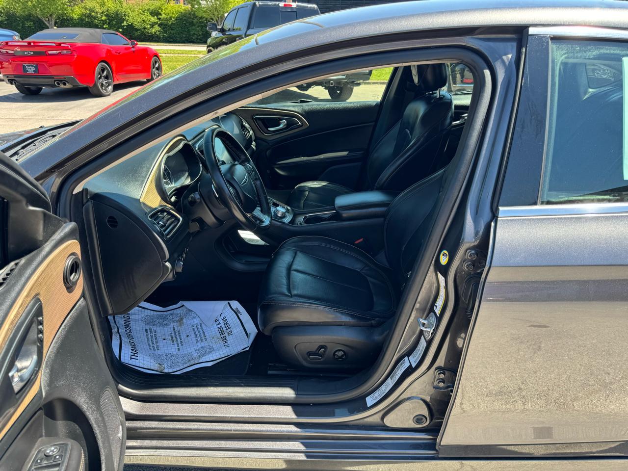 Chrysler 200 4dr Sdn C FWD 2015