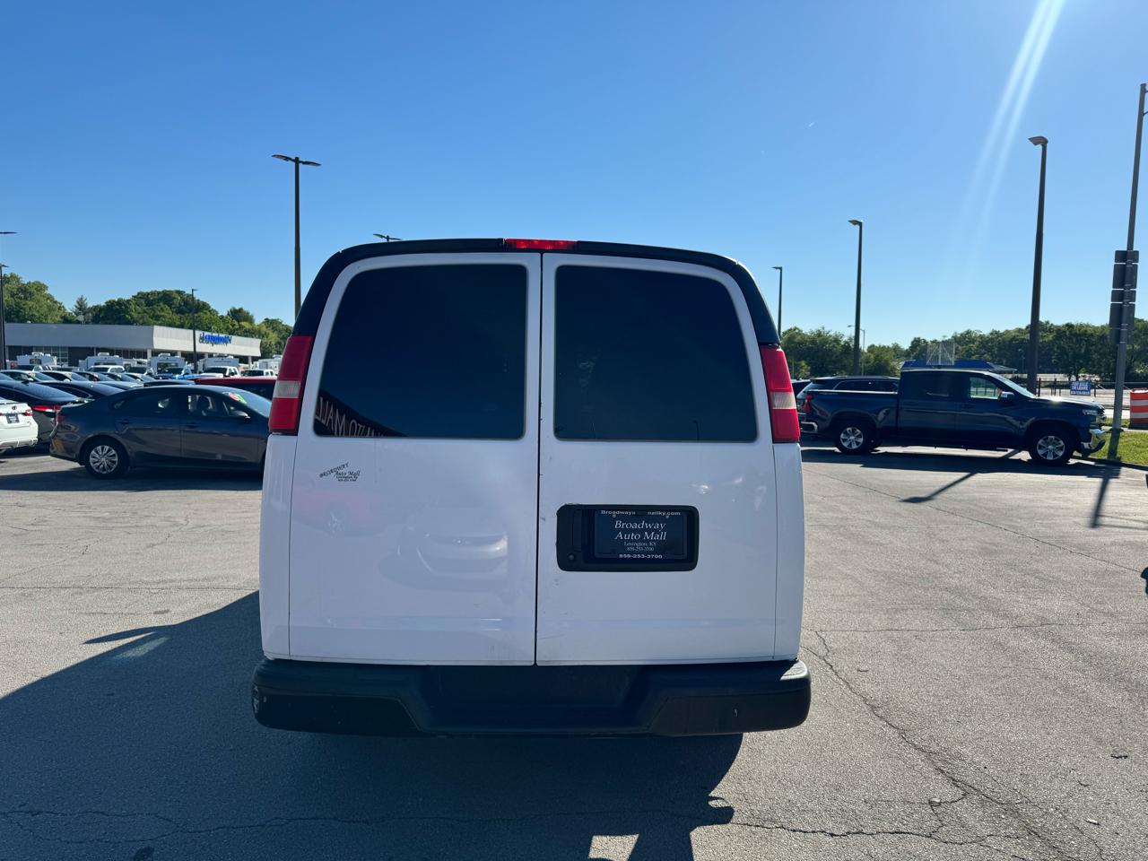Chevrolet Express Cargo Van AWD 1500 135" 2011