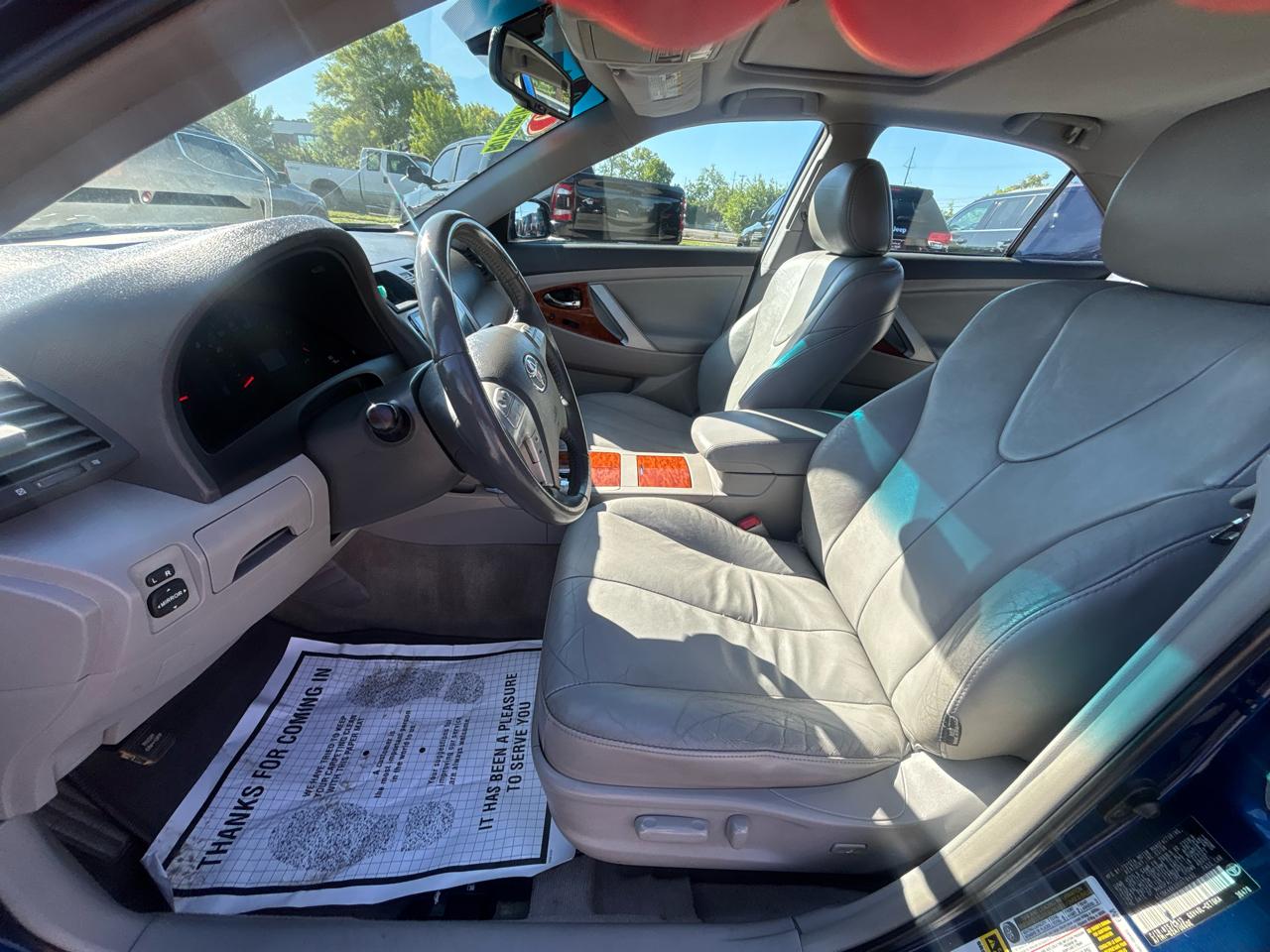 Toyota Camry 4dr Sdn V6 Auto XLE (Natl) 2009