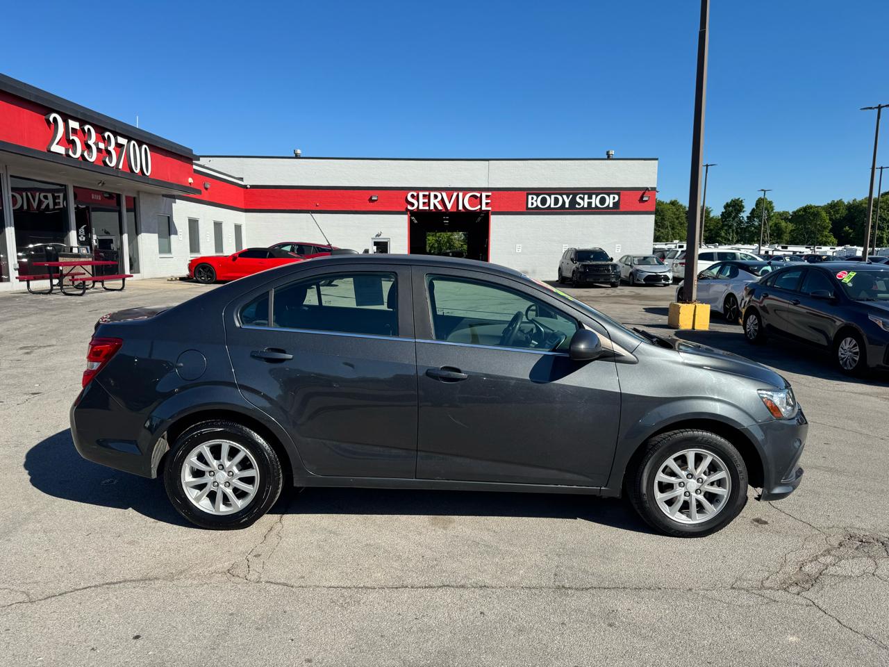 Chevrolet Sonic 4dr Sdn Auto LT 2017
