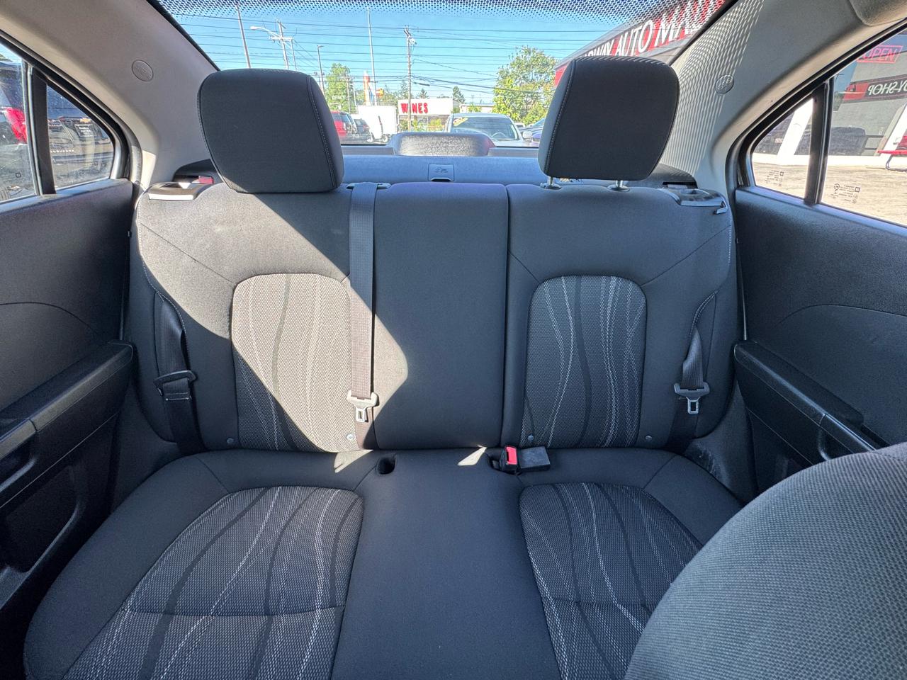 Chevrolet Sonic 4dr Sdn Auto LT 2017