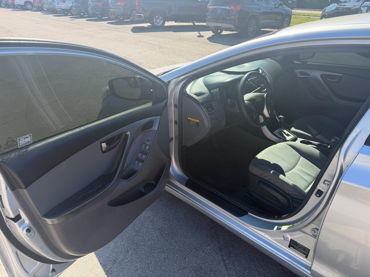 Hyundai Elantra 4dr Sdn Auto GLS (Alabama Plant) 2012