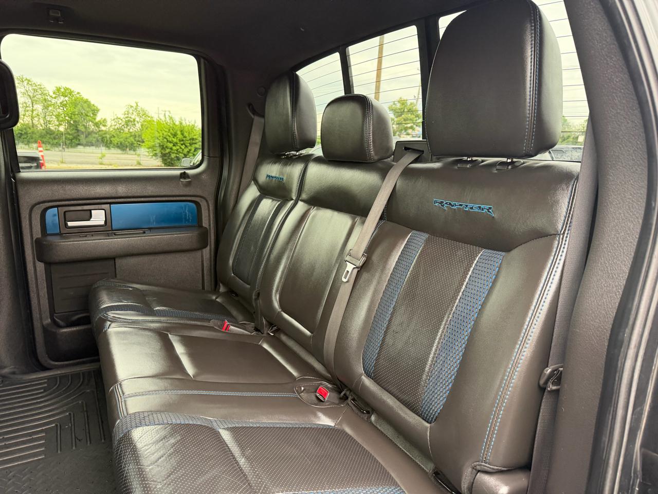 Ford F-150 Raptor SuperCrew 4WD 2012