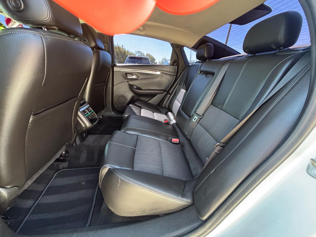 Chevrolet Impala 4dr Sdn LT w/1LT 2016