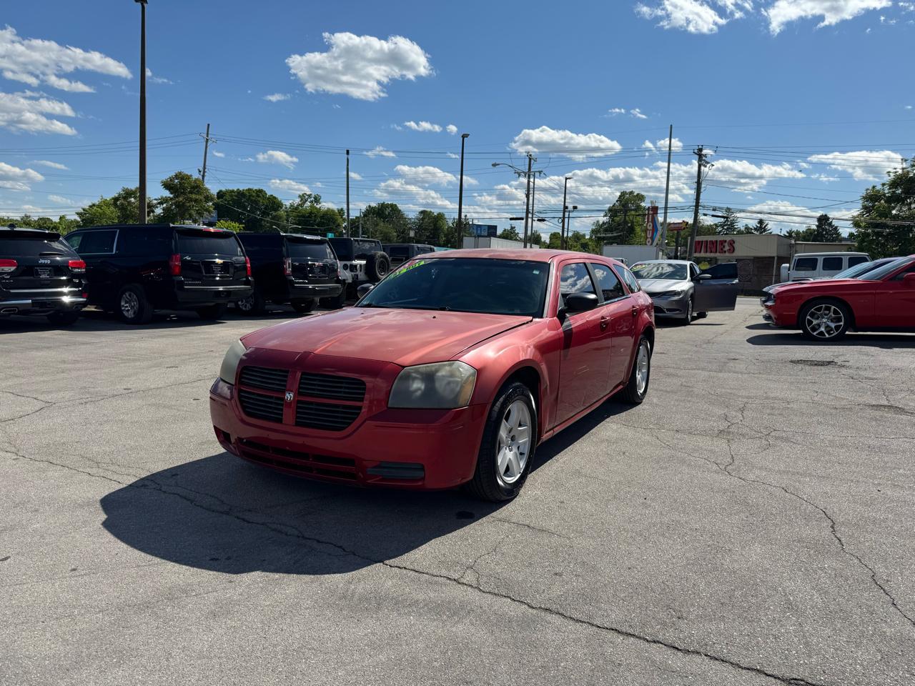 Dodge Magnum 4dr Wgn SE RWD 2005