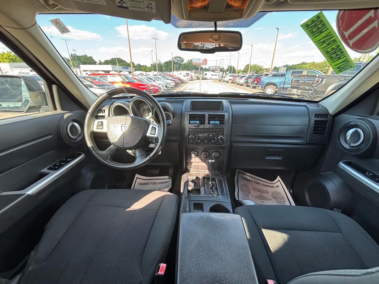 Dodge Nitro 4WD 4dr SXT 2011