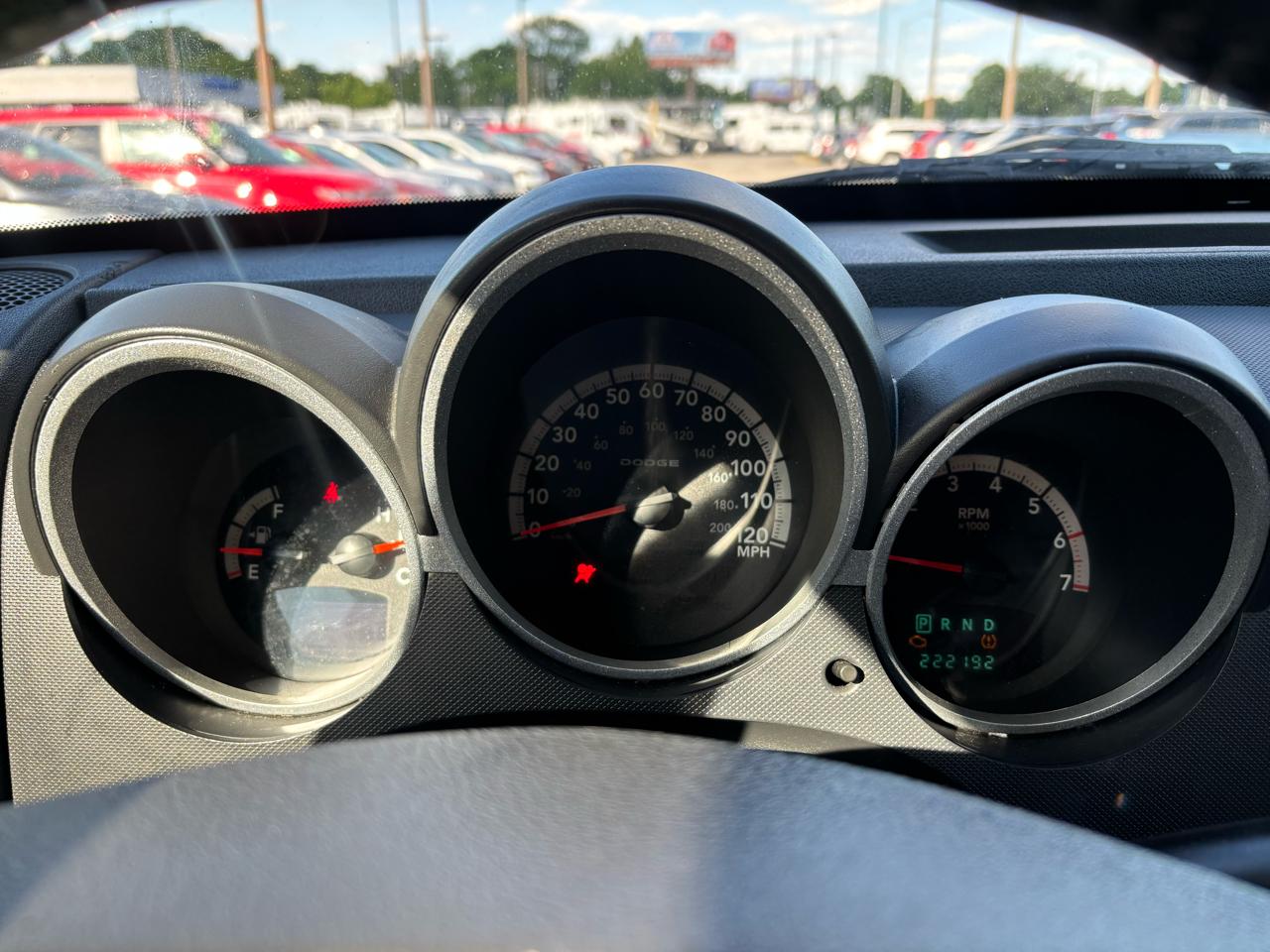 Dodge Nitro 4WD 4dr SXT 2011