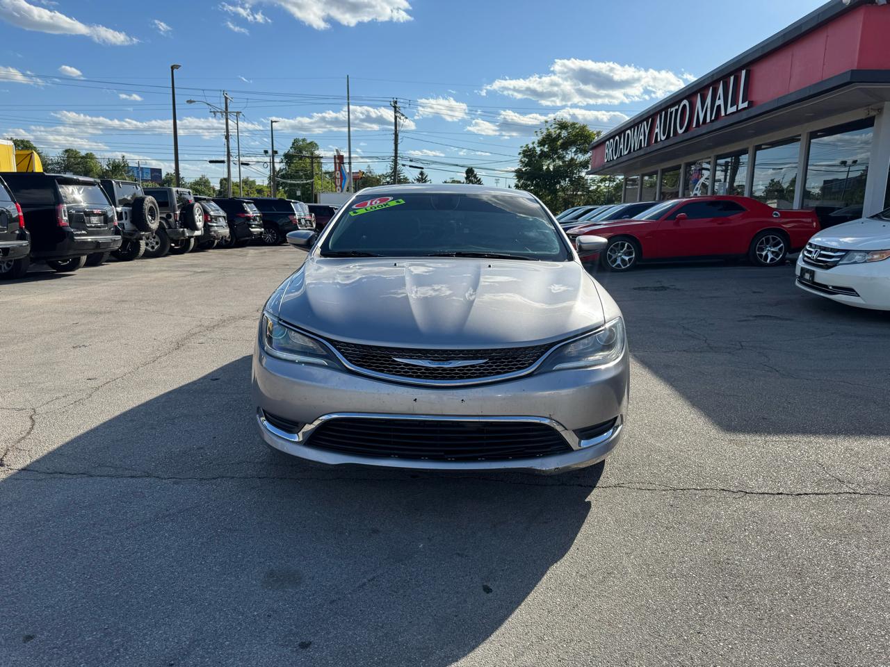 Chrysler 200 4dr Sdn Limited FWD 2016