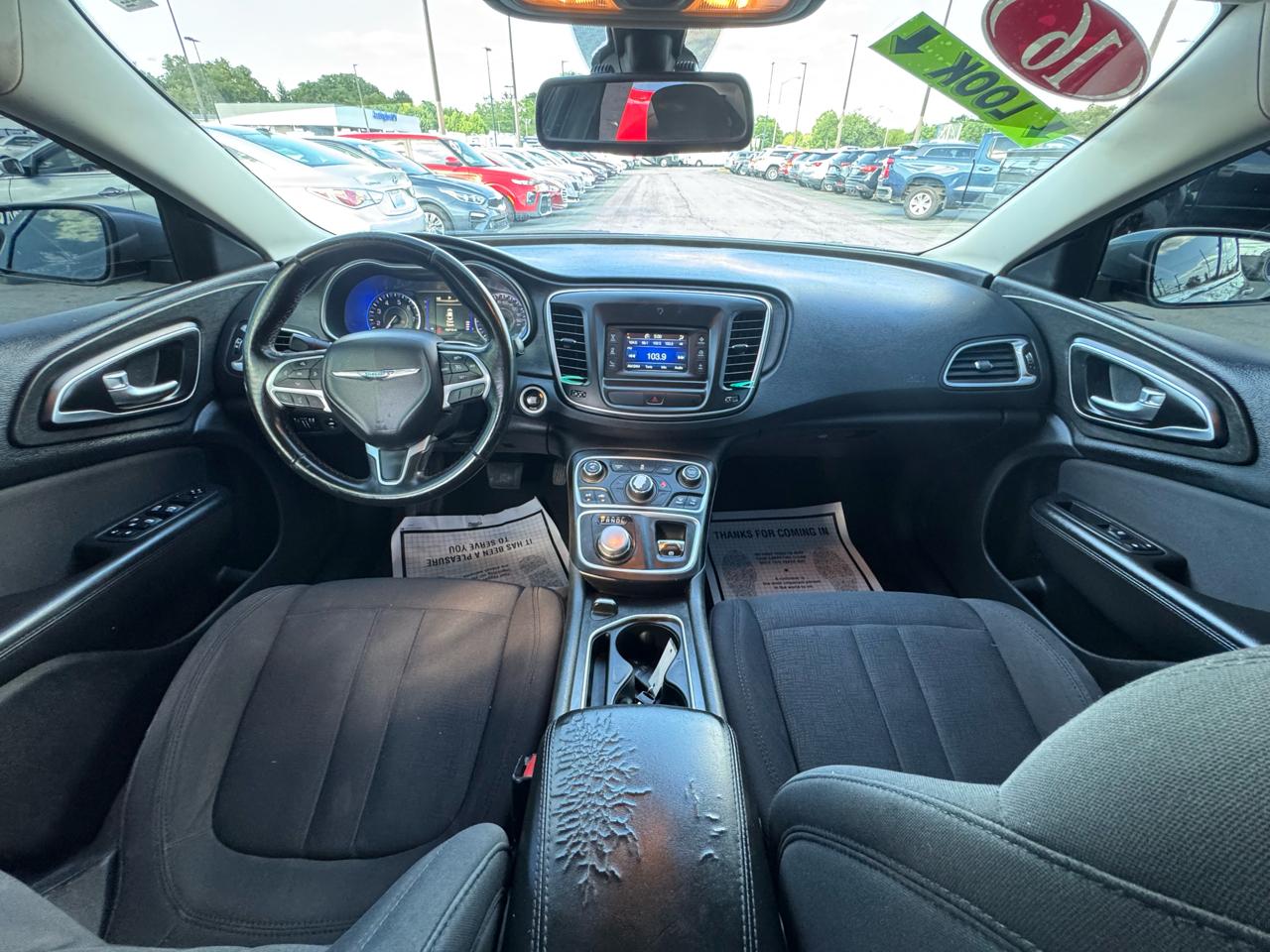 Chrysler 200 4dr Sdn Limited FWD 2016