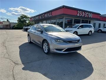 2016 Chrysler 200 4dr Sdn Limited FWD
