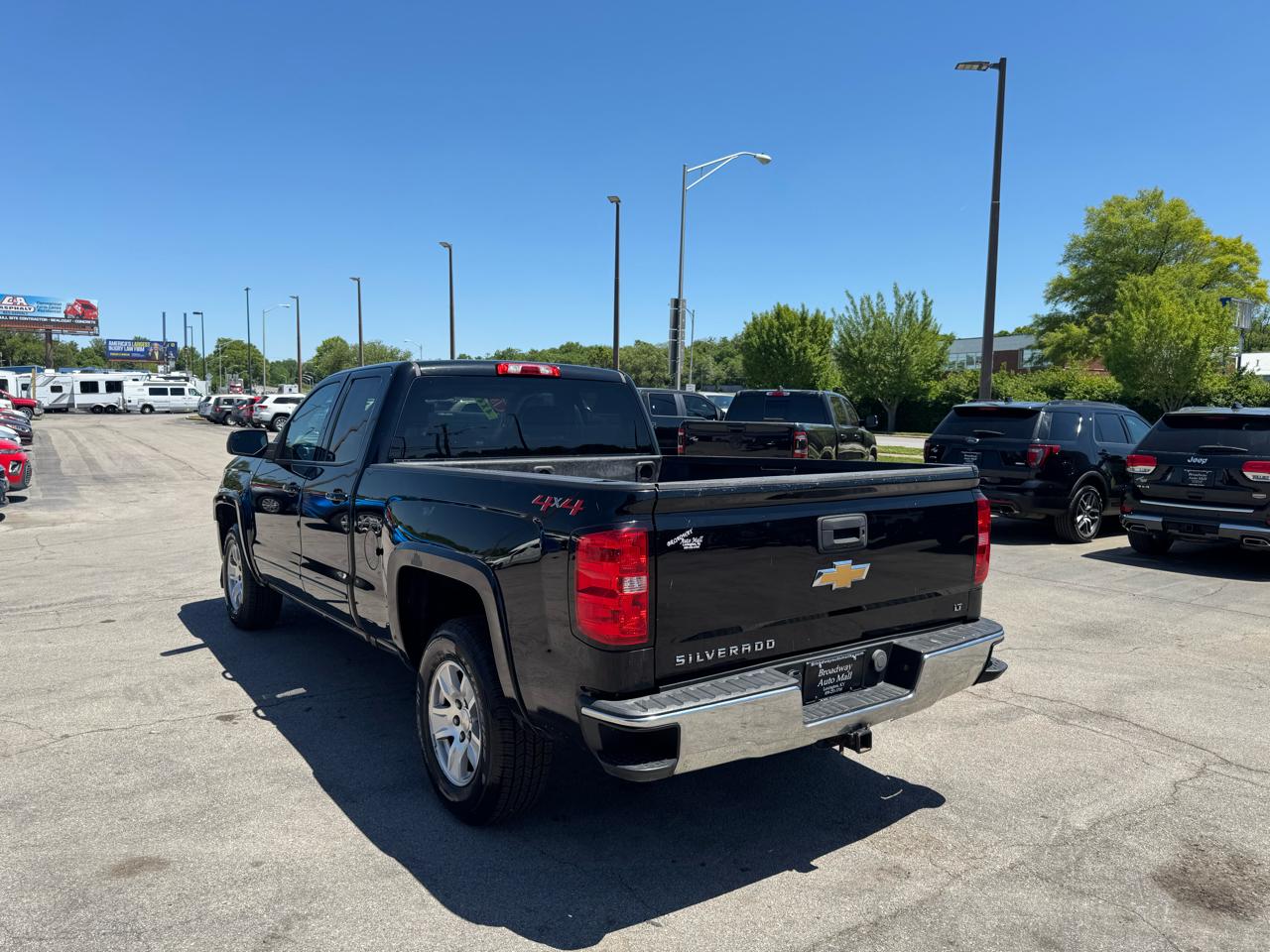 Chevrolet Silverado 1500 4WD Double Cab 143.5" LT w/1LT 2018