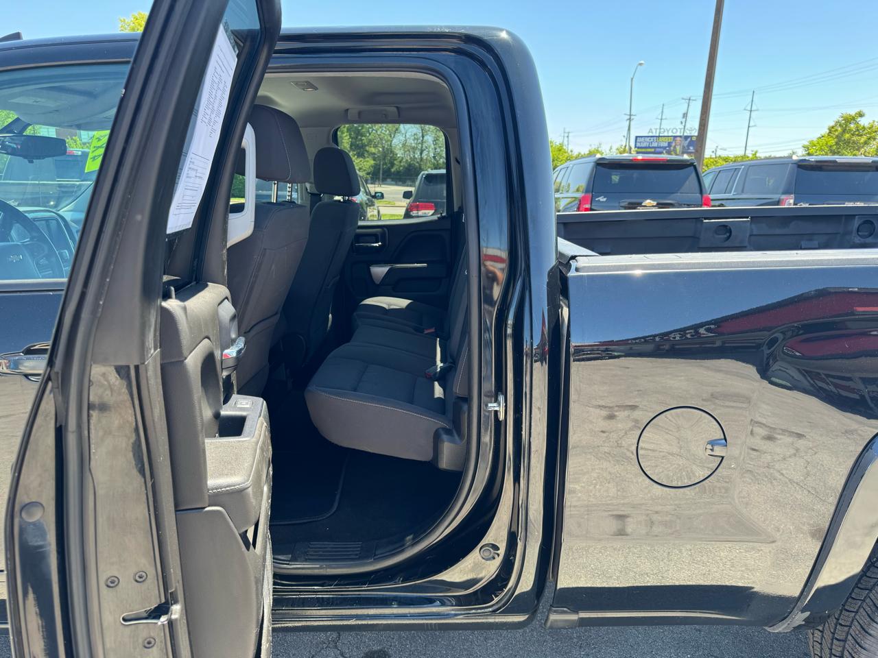 Chevrolet Silverado 1500 4WD Double Cab 143.5" LT w/1LT 2018