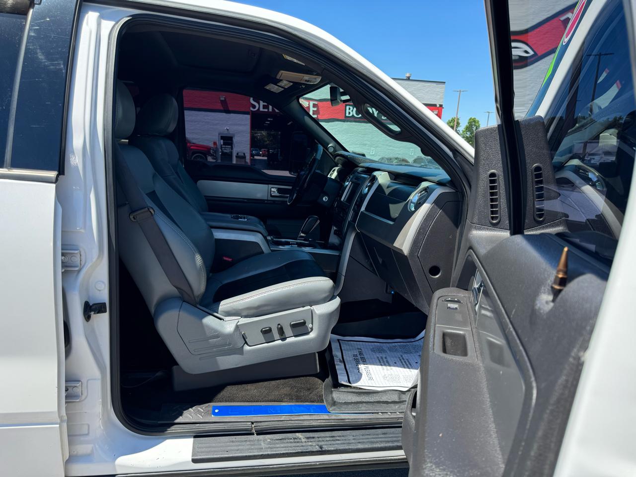 Ford F-150 AWD SuperCrew 145" Lariat Limited 2011