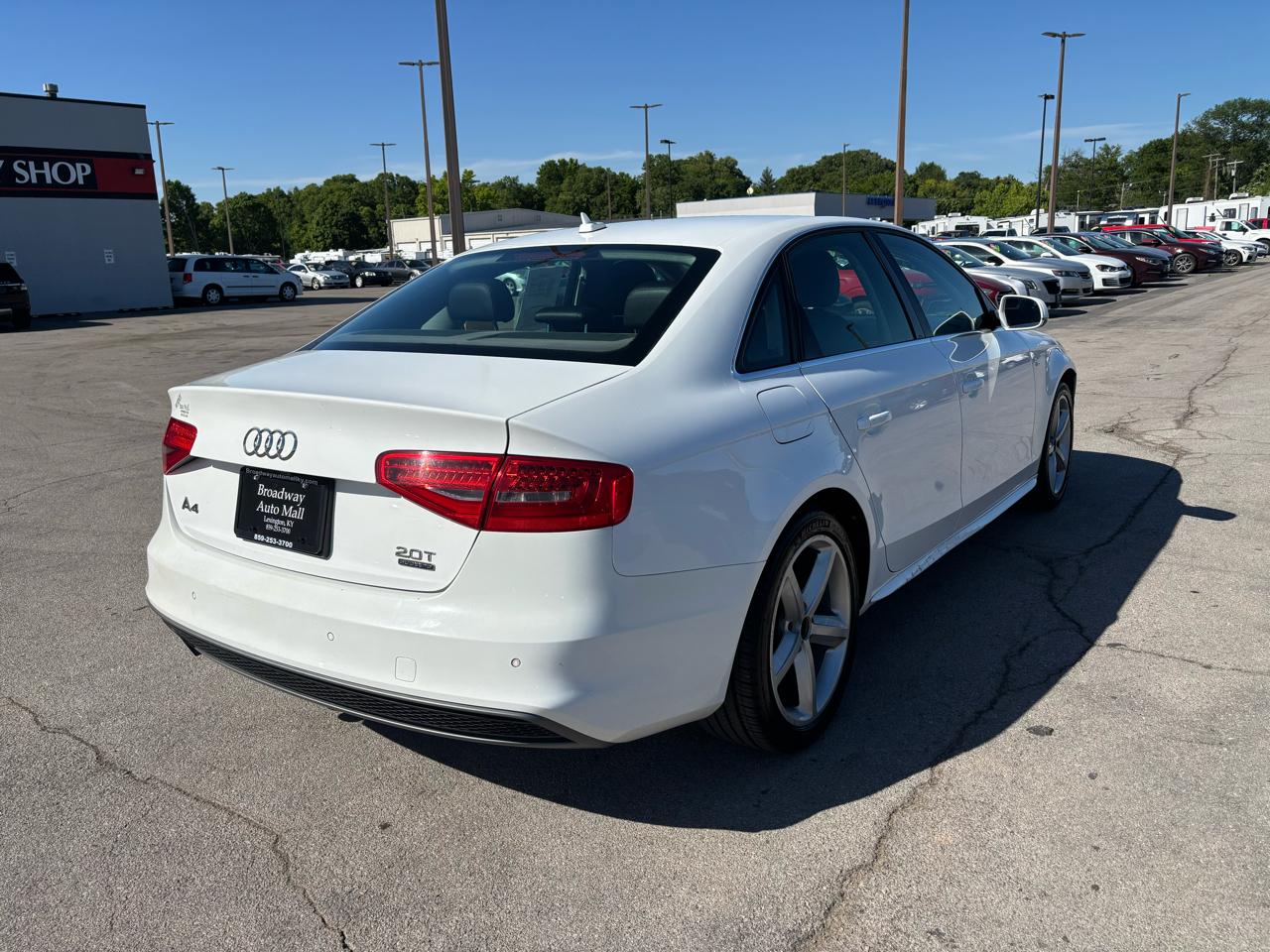 Audi A4 4dr Sdn Auto quattro 2.0T Premium Plus 2015