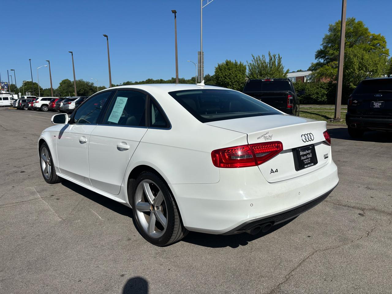 Audi A4 4dr Sdn Auto quattro 2.0T Premium Plus 2015
